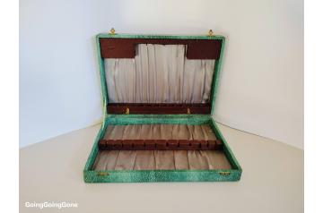 Vintage cutlery case
