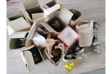 Vintage Clear & Yellow Car Bulb's