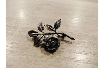 Vintage Style Rose Brooch