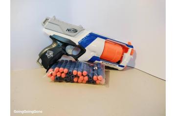 Nerf blaster set
