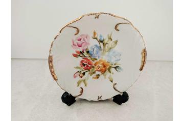 Raised Relief pin Dish