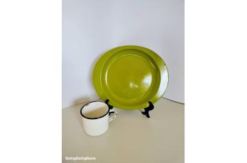 Vintage enamelware items