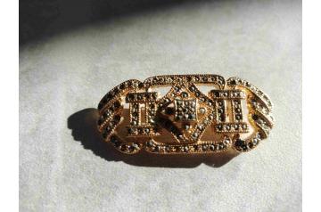 VGQ Unusual Marcasite Brooch
